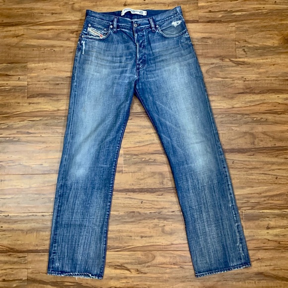 Diesel Light Wash Jeans - Picture 1 of 5